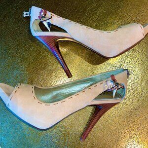 Beige Pumps 9.5M